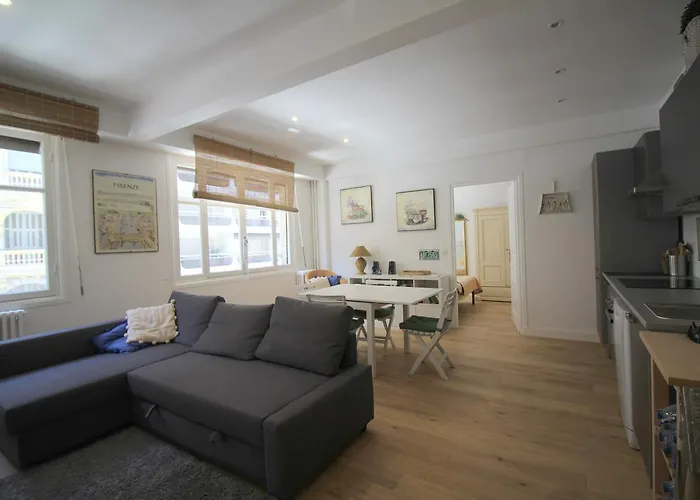 Nice Booking - Champagne Gambetta