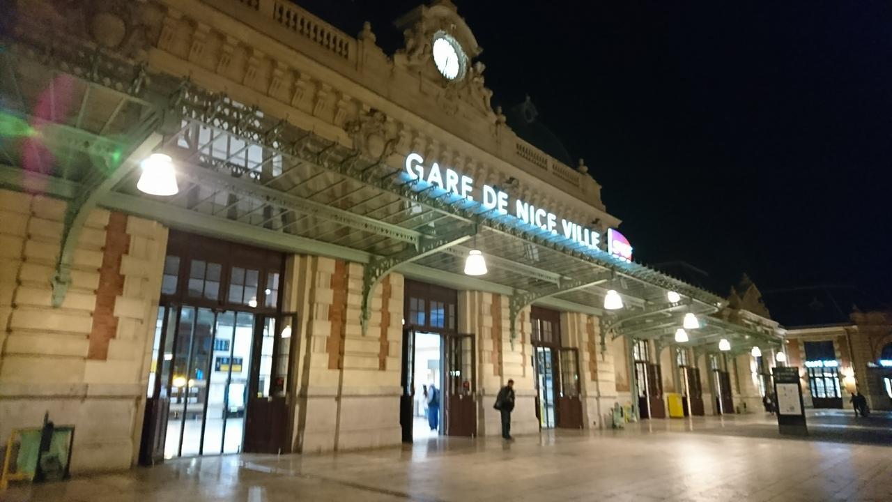 - Champagne Gambetta Appartement